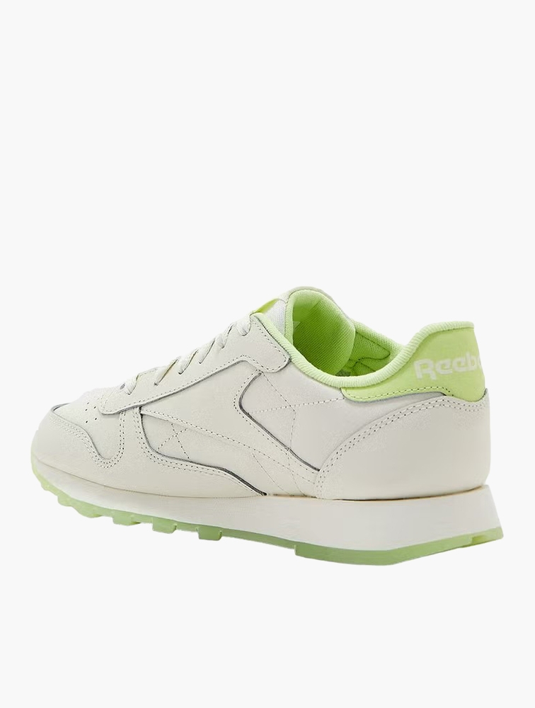 118KB 2001 null null null 21 18 6 6 2003 null qkwGgR7zfdTO6M